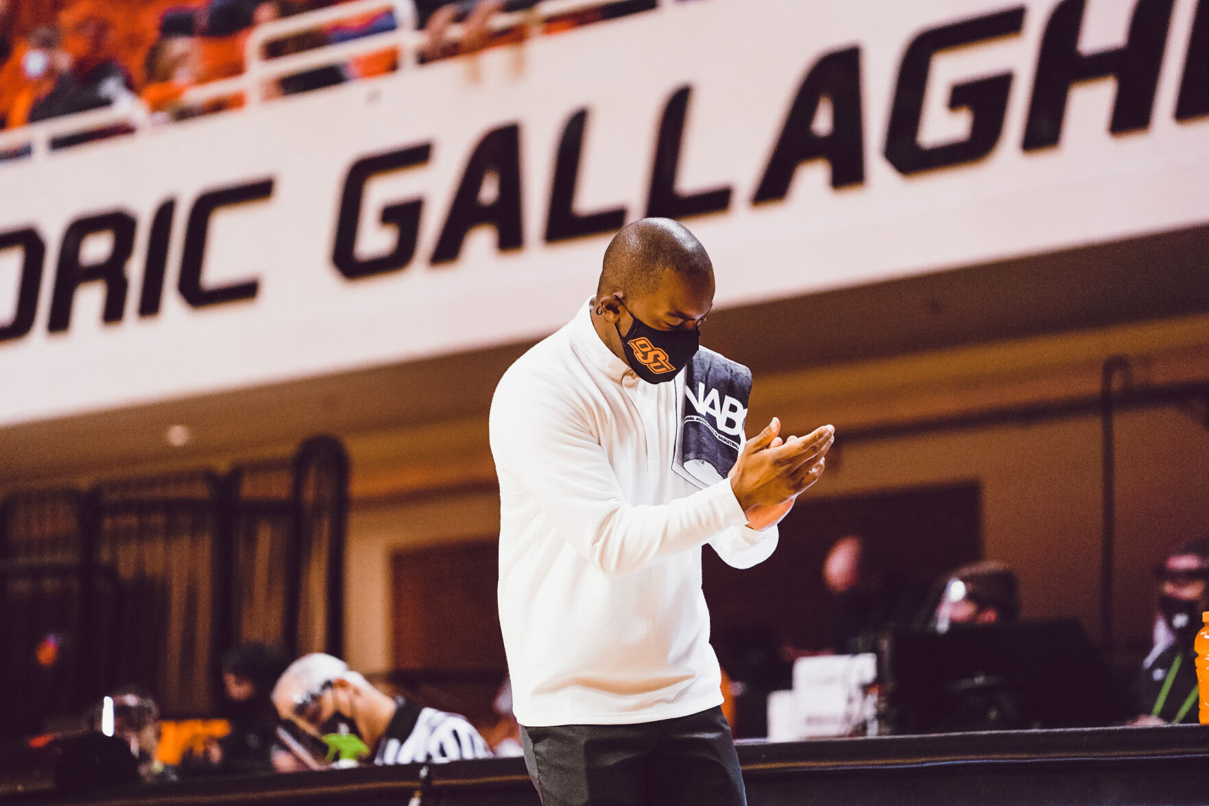 Coach Mike Boynton Clap